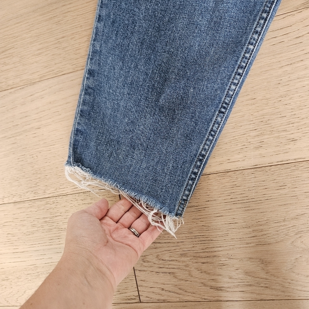 Everlane Straight Leg Jeans in Classic Blue - Picture 3 of 8